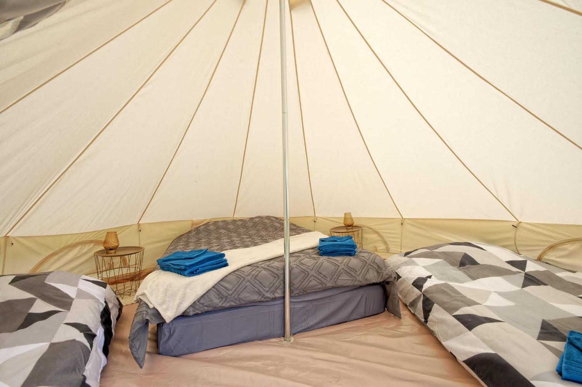 Tipi Experience L'Echappee Belle Hotel Saint-Maudez ภายนอก รูปภาพ